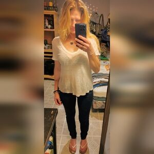 🎈Ann Taylor LOFT🎈 BUY ONE GET ONE FREE 🎈Linen V-Neck Sz S